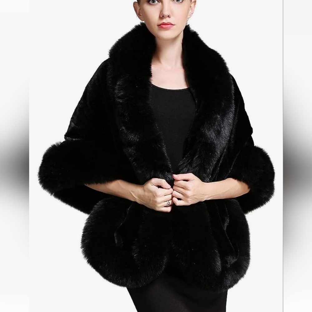 Black Faux Fur Wrap